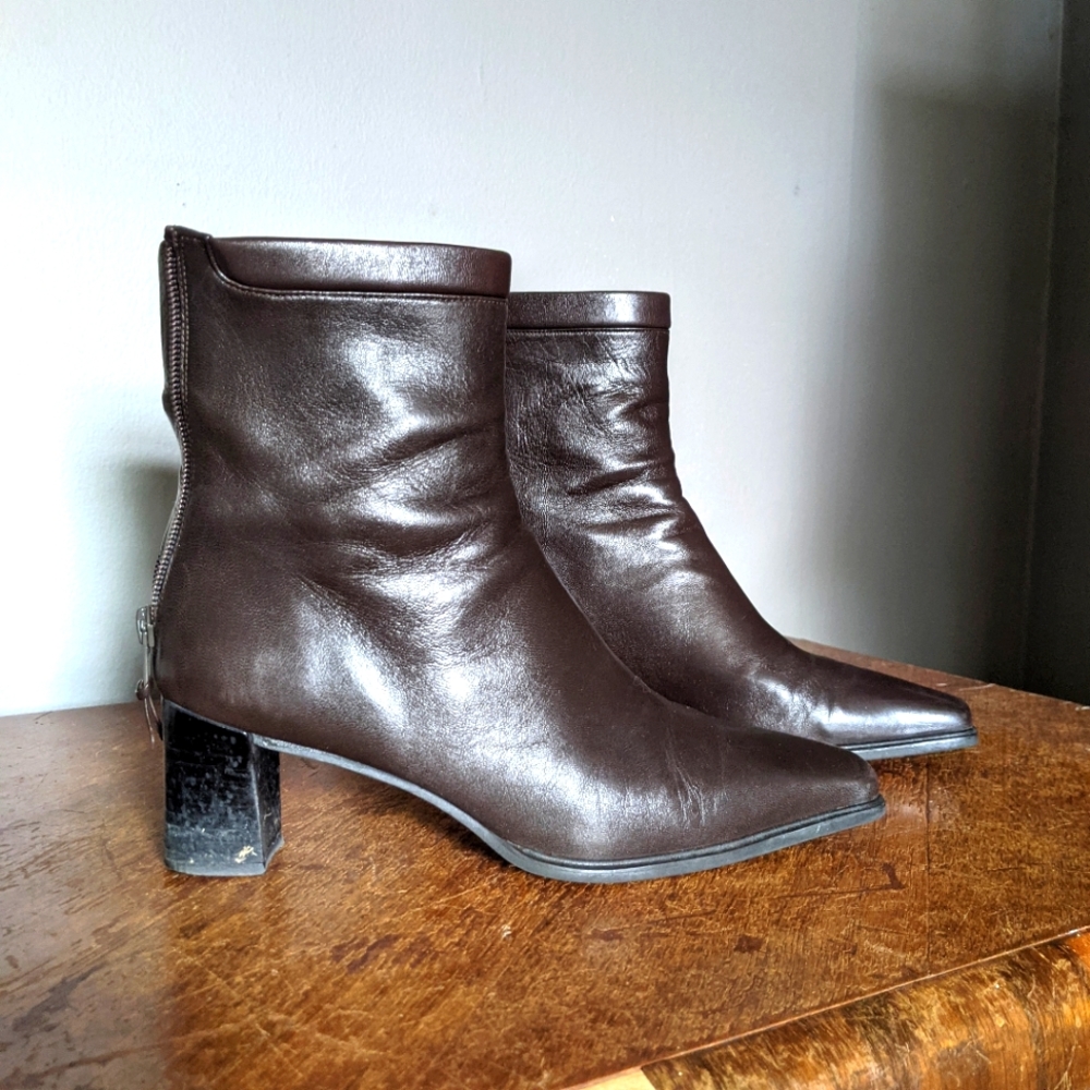 Stuart weitzman boots